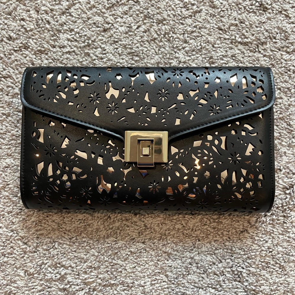 Versatile black bag